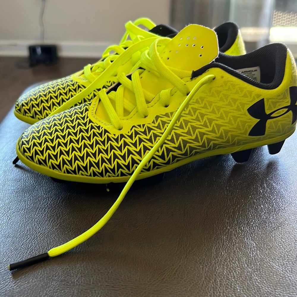 Under Armor Youth Soccer Cleats
